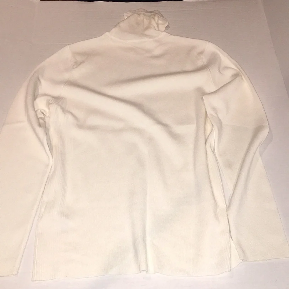 Chico’s Cream Turtleneck | Size 2